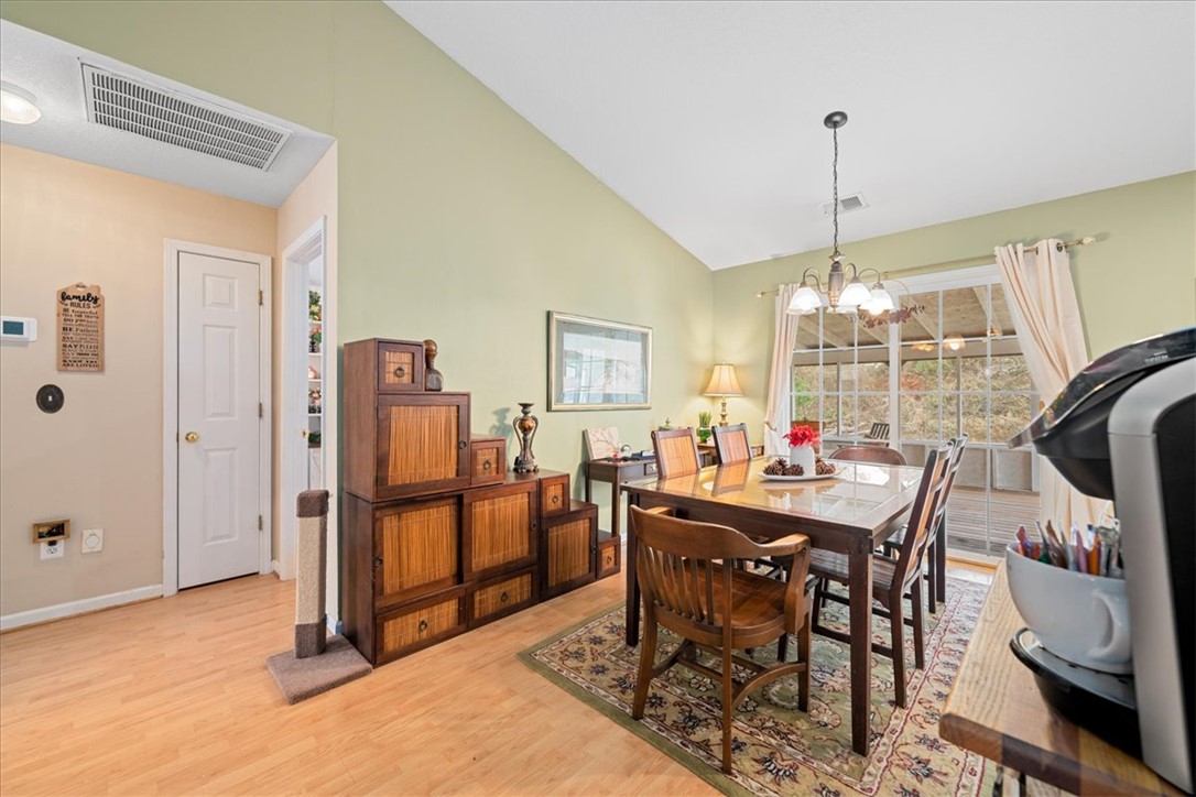 Anderson, South Carolina 29625, United States, 3 Bedrooms Bedrooms, ,2 BathroomsBathrooms,Residential,Active,250288