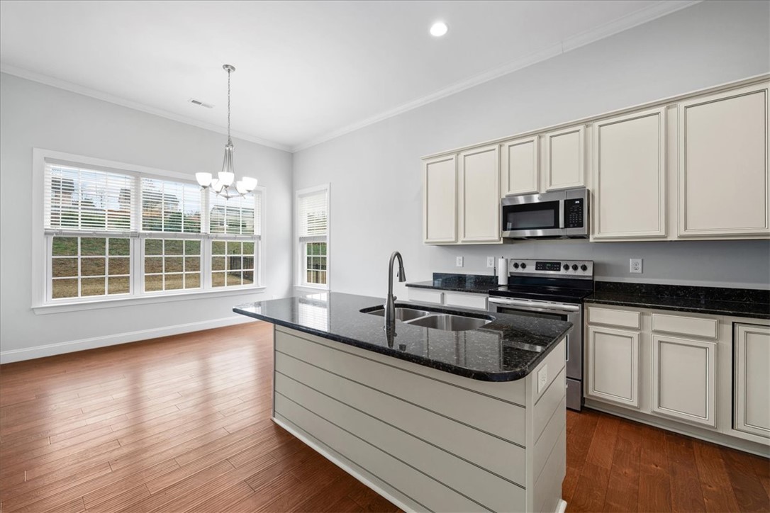 Anderson, South Carolina 29621, United States, 4 Bedrooms Bedrooms, ,3 BathroomsBathrooms,Residential,Active,250965