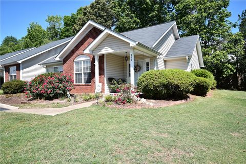 Photo of 317 Woodruff Park Lane, Simpsonville, SC 29681 (MLS # 20301192)