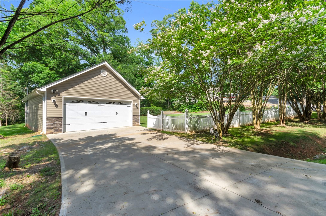 214 New Salem Drive, Anderson, South Carolina image 4