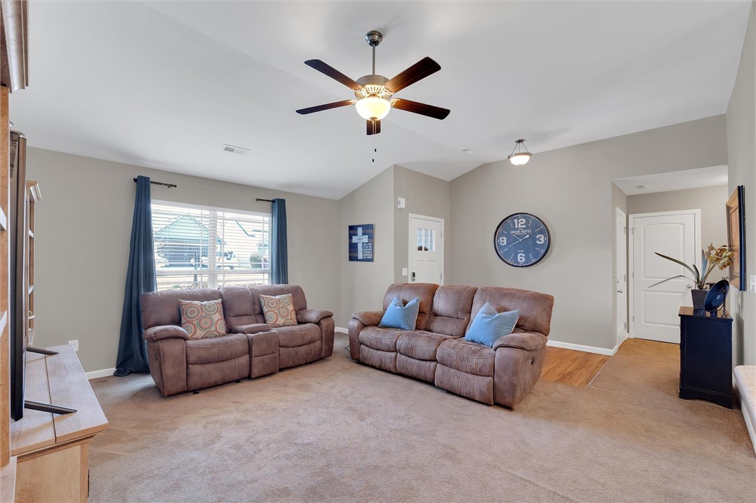 314 Catterick Way, Fountain Inn, South Carolina image 5