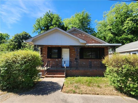 Photo of 822 Salem Street, Anderson, SC 29624 (MLS # 20300151)