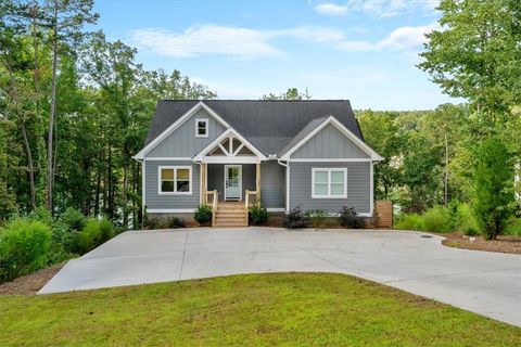 Photo of 545 Peninsula Road, West Union, SC 29696 (MLS # 20298432)