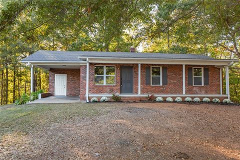 Photo of 118 Heavens Way, Easley, SC 29640 (MLS # 20293740)