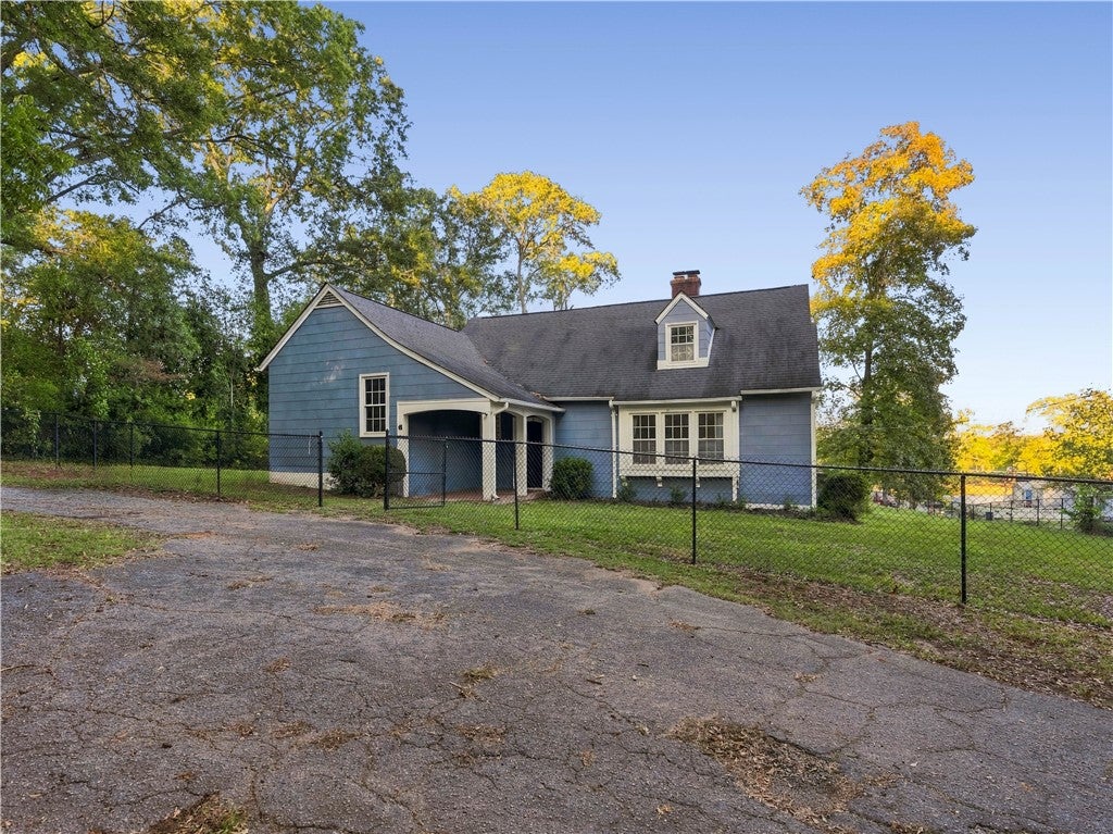 23 Gilmer Drive