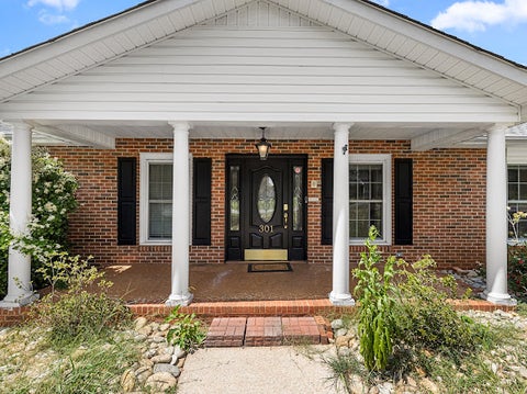 Photo of 301 Woodlake Road, Anderson, SC 29621 (MLS # 20306898)
