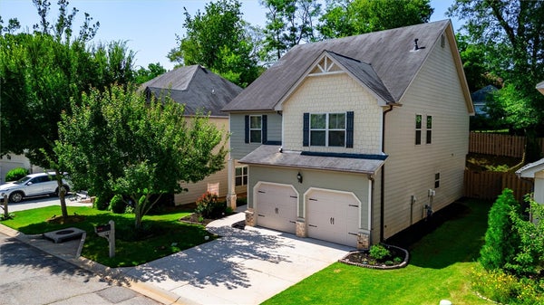 140 RIVER VALLEY LN, GREENVILLE, SC 29605 - Image 82b66dc1c58fffe4e8169b4cbfedcbf9/2566435398