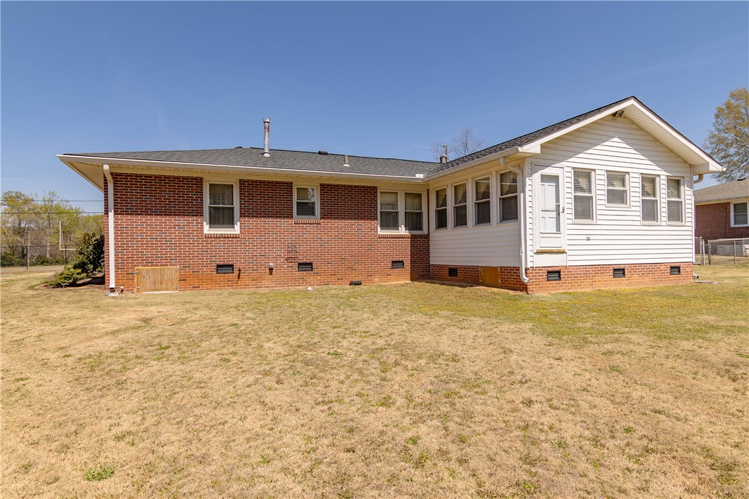 111 Central Avenue, Honea Path, South Carolina image 27