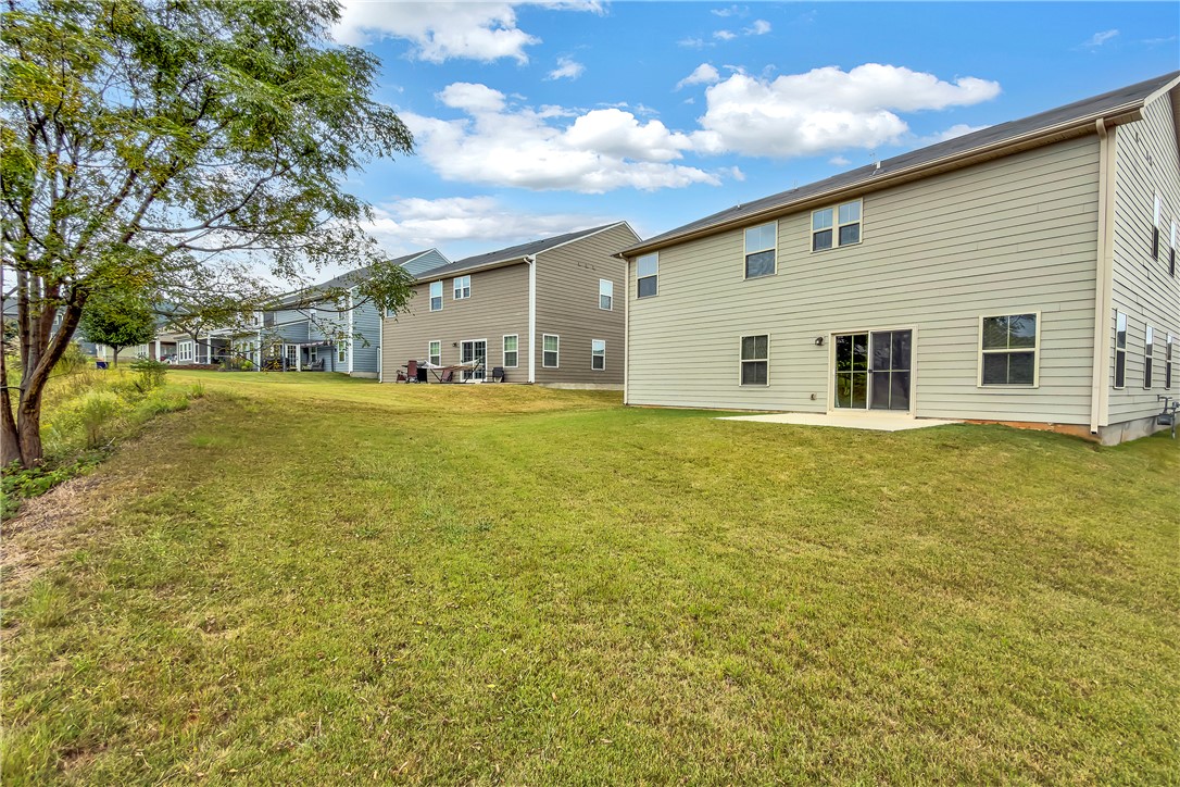 Duncan, South Carolina 29334, United States, 5 Bedrooms Bedrooms, ,4 BathroomsBathrooms,Residential,Active,251358