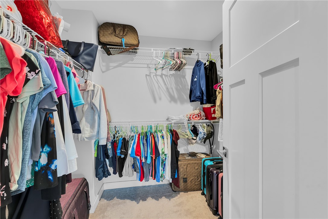 Duncan, South Carolina 29334, United States, 5 Bedrooms Bedrooms, ,4 BathroomsBathrooms,Residential,Active,251358