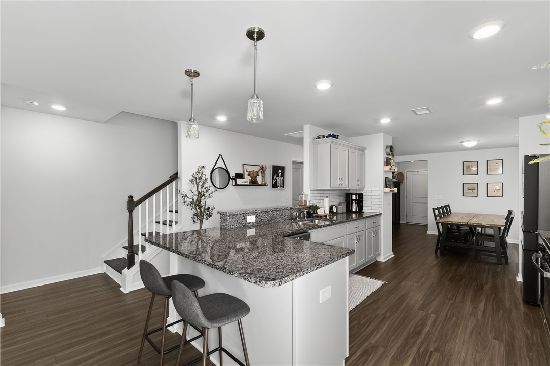 Easley, South Carolina 29642, United States, 4 Bedrooms Bedrooms, ,3 BathroomsBathrooms,Residential,Active,222790