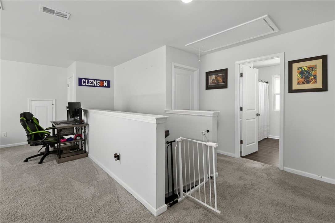 Easley, South Carolina 29642, United States, 4 Bedrooms Bedrooms, ,3 BathroomsBathrooms,Residential,Active,222790