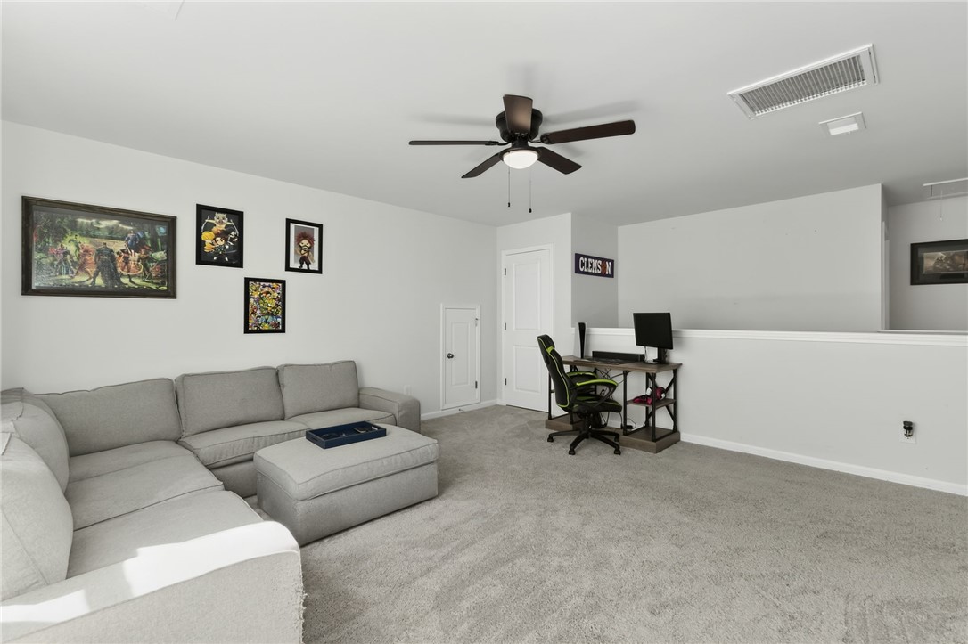 Easley, South Carolina 29642, United States, 4 Bedrooms Bedrooms, ,3 BathroomsBathrooms,Residential,Active,222790