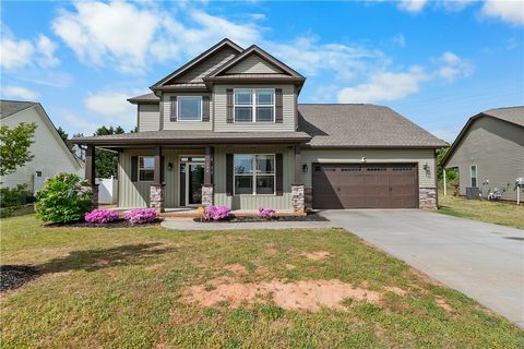 Photo of 194 Norfolk Circle, Anderson, SC 29625 (MLS # 20300024)