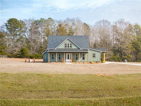 Photo of 355 Dobbins Road, Townville, SC 29689 (MLS # 20296004)