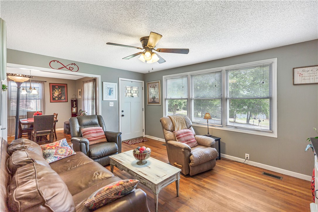 301 Brockman Drive, Easley, SC Home for Sale 3 301 Brockman Drive