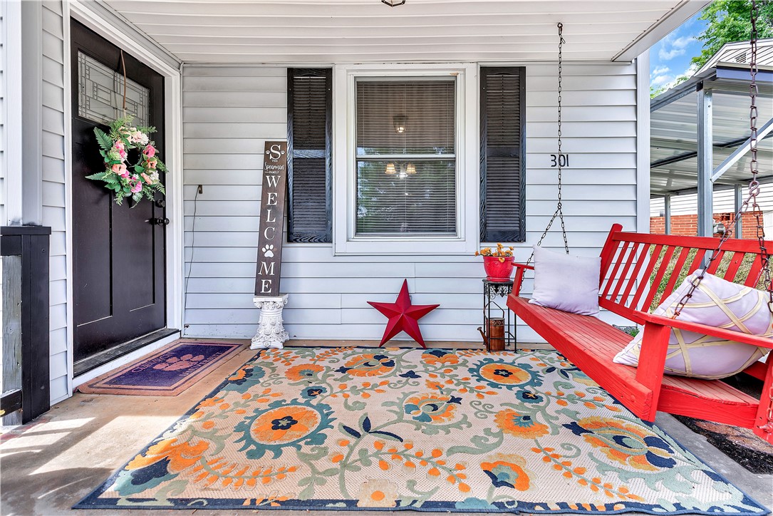301 Brockman Drive, Easley, SC Home for Sale 2 301 Brockman Drive