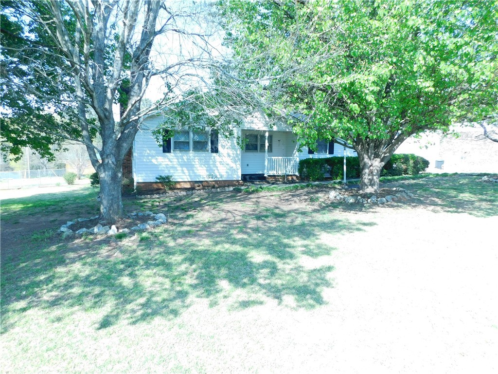 105 Sweetbriar Circle Cir, Anderson, South Carolina image 1