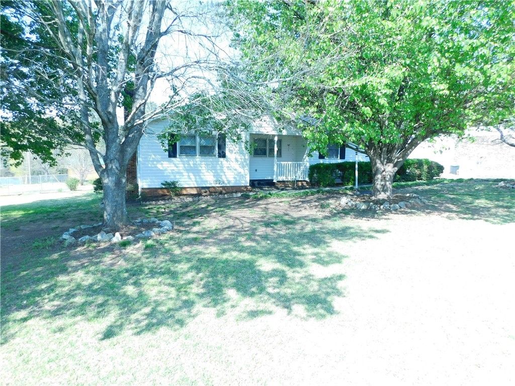 listing image 0