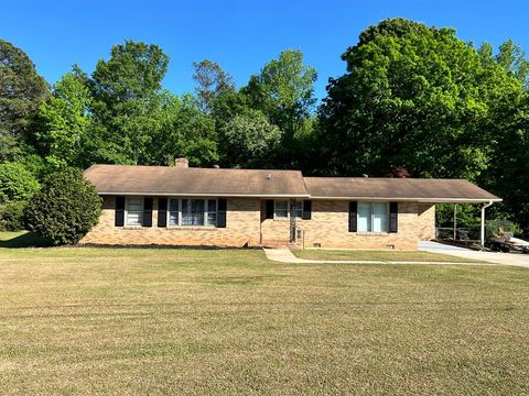 Photo of 10 Forest Lane, Ware Shoals, SC 29692 (MLS # 20301997)