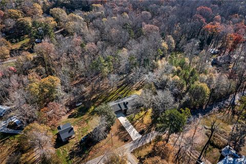 A home in Easley