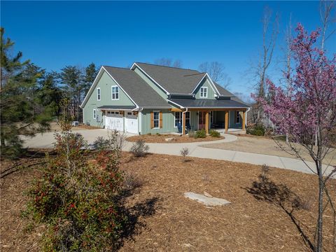 Photo of 113 South Oak Pointe Drive, Seneca, SC 29672 (MLS # 20297534)