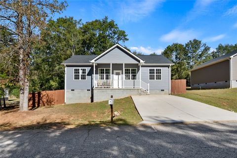 Photo of 100 Prairie Lane, Anderson, SC 29624 (MLS # 20293533)