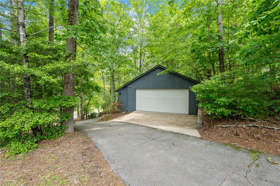 101 Broken Bow Run, Pickens, South Carolina image 36