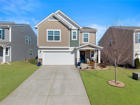 Homes For Sale - 224 Anna Gray Circle<br/> Easley, SC 29640