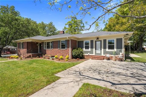 Photo of 311 Blue Ridge Avenue, Belton, SC 29627 (MLS # 20299054)