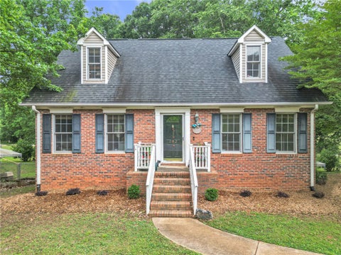 Photo of 702 Keltner Avenue, Spartanburg, SC 29302 (MLS # 20301545)