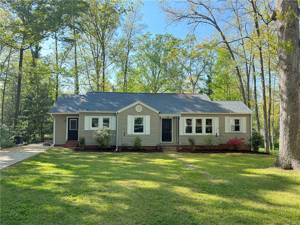 Photo 1 of 38 — 106 Evans Place, Clemson, SC 29631