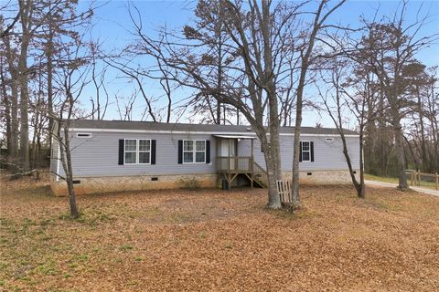 Mobile Home For Sale - 115 Blue Ridge Riding Club Road<br/> West Union, SC 29696