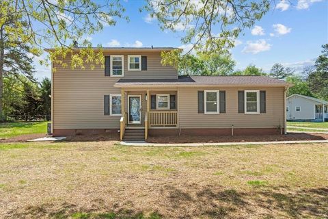 Photo of 101 Maria Lane, Seneca, SC 29678 (MLS # 20299788)