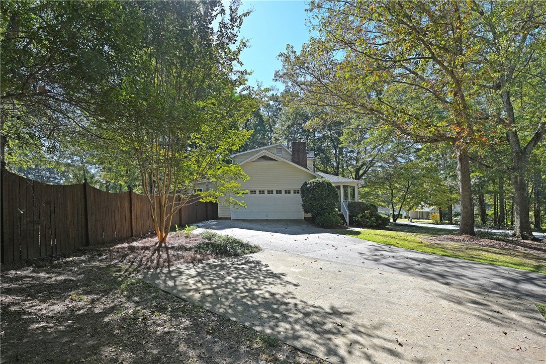 109 Wrenfield Court