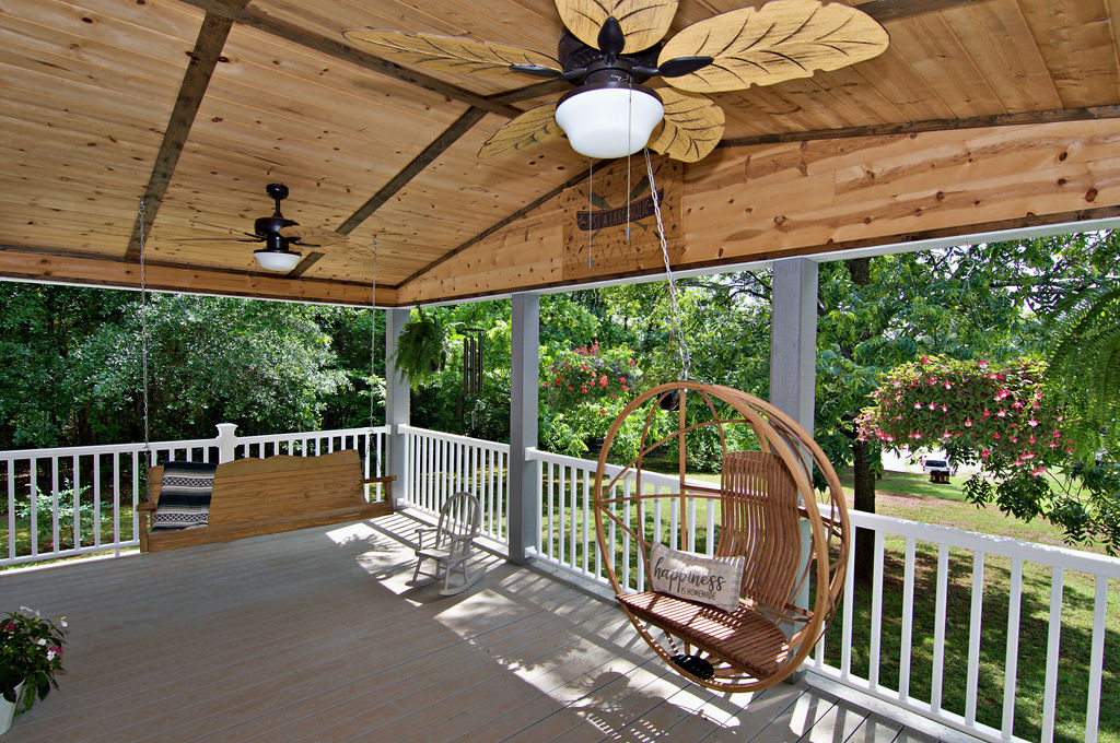 433 Dogwood Lane, Townville, South Carolina image 2