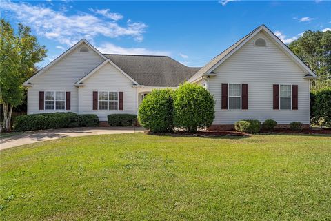 Photo of 105 Laurens Court, Anderson, SC 29621 (MLS # 20293668)