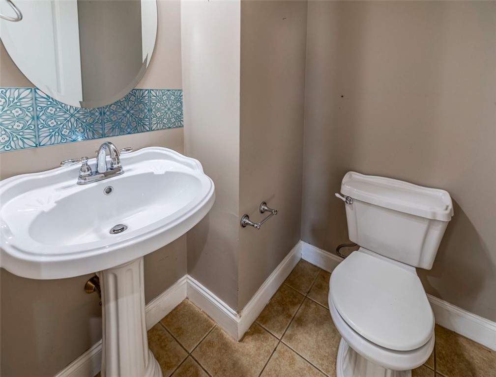 302 Whisper Walk Way, Fountain Inn, South Carolina image 15