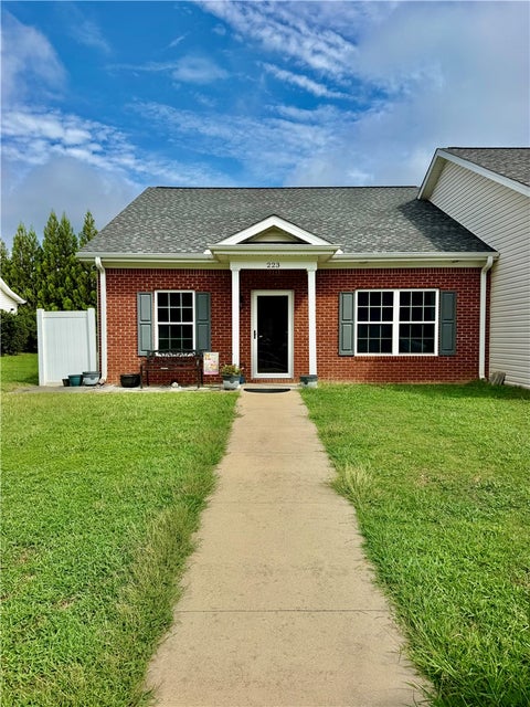 Photo of 223 Dry Branch Court, Greenwood, SC 29649 (MLS # 20306399)
