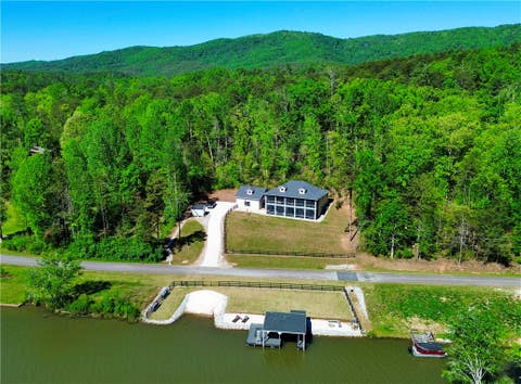 Homes For Sale - 188 Jumping Branch Road<br/> Tamassee, SC 29686