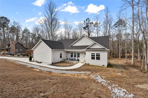 Photo of 11525 N Hwy 11 Highway, Salem, SC 29676 (MLS # 20297252)