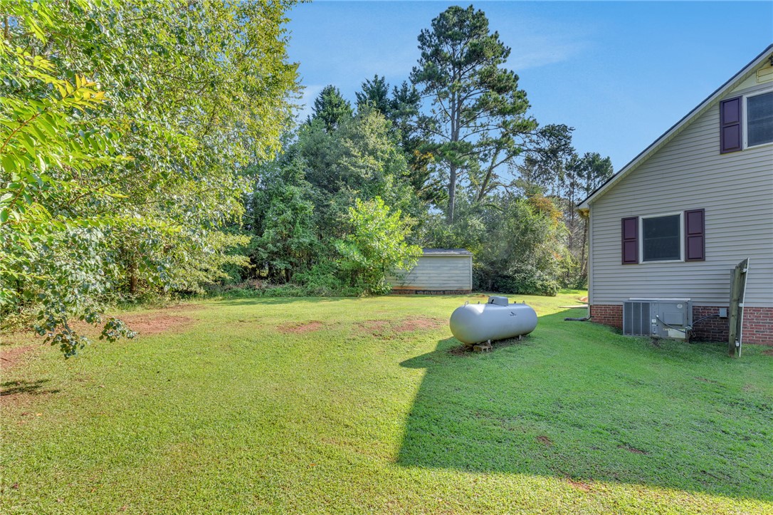 Liberty, South Carolina 29657, United States, 3 Bedrooms Bedrooms, ,2 BathroomsBathrooms,Residential,Active,203374