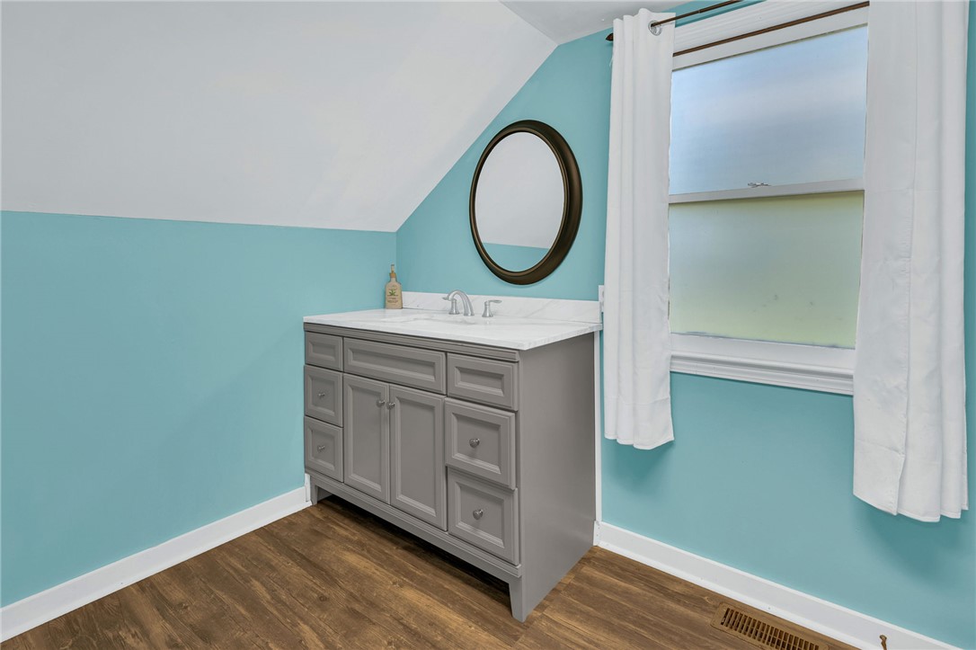 Liberty, South Carolina 29657, United States, 3 Bedrooms Bedrooms, ,2 BathroomsBathrooms,Residential,Active,203374