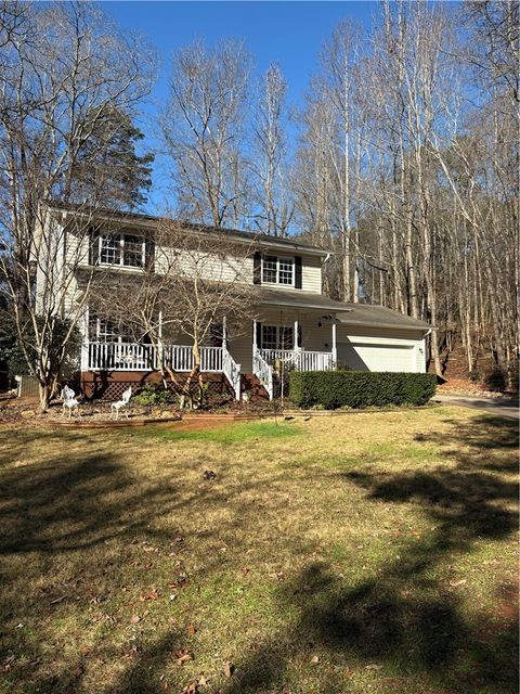 Photo of 2011 Ridgeview Lane, Seneca, SC 29678 (MLS # 20295442)