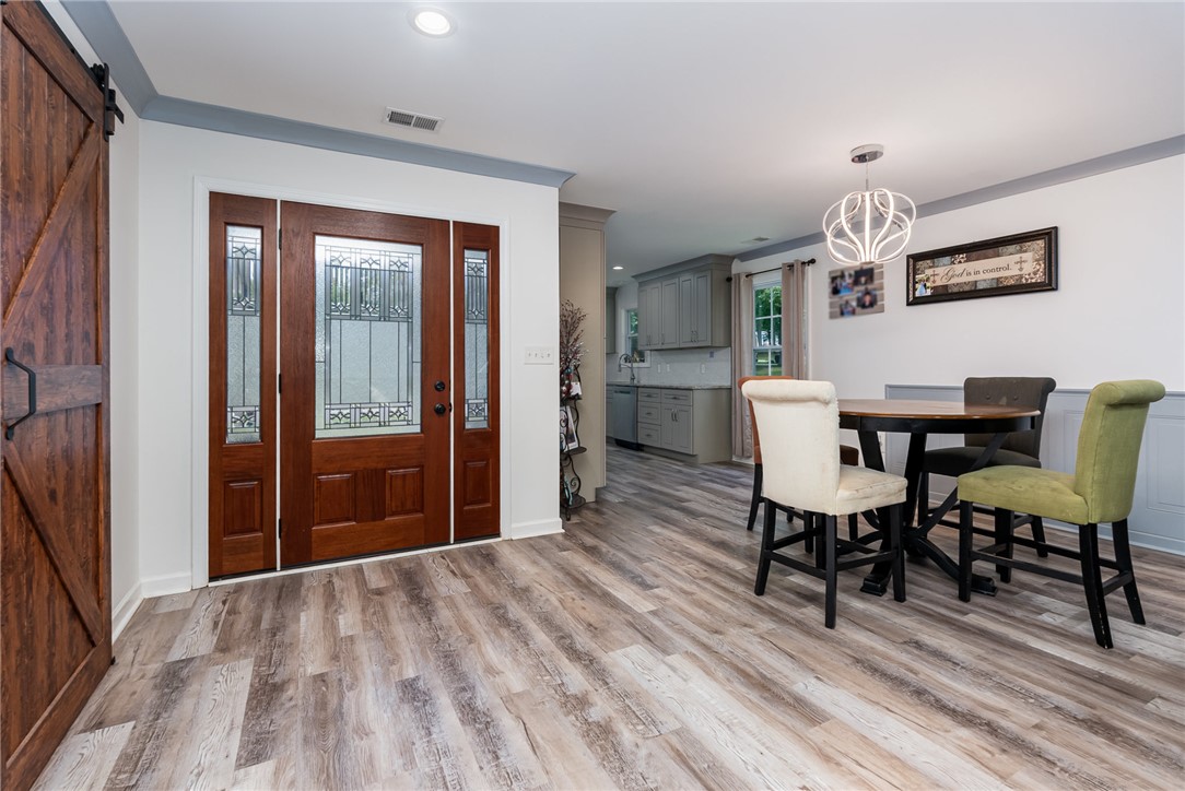 205 Newgate Drive, Simpsonville, South Carolina image 2