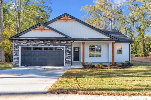 Photo of 108 Saluda Street, Belton, SC 29627 (MLS # 20294262)