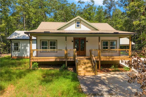 Photo of 659 White Oak Farms Road, Tamassee, SC 29686 (MLS # 20305499)