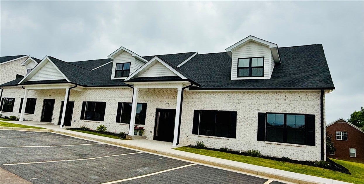 Photo 1 of 14 — 208 Straight Drive, Anderson, SC 29625