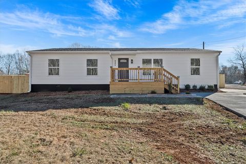 Photo of 2304 Old Spartanburg Highway, Woodruff, SC 29388 (MLS # 20295797)