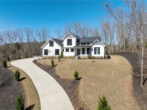 Photo of 110 Royal Oaks Drive, Anderson, SC 29625 (MLS # 20298497)